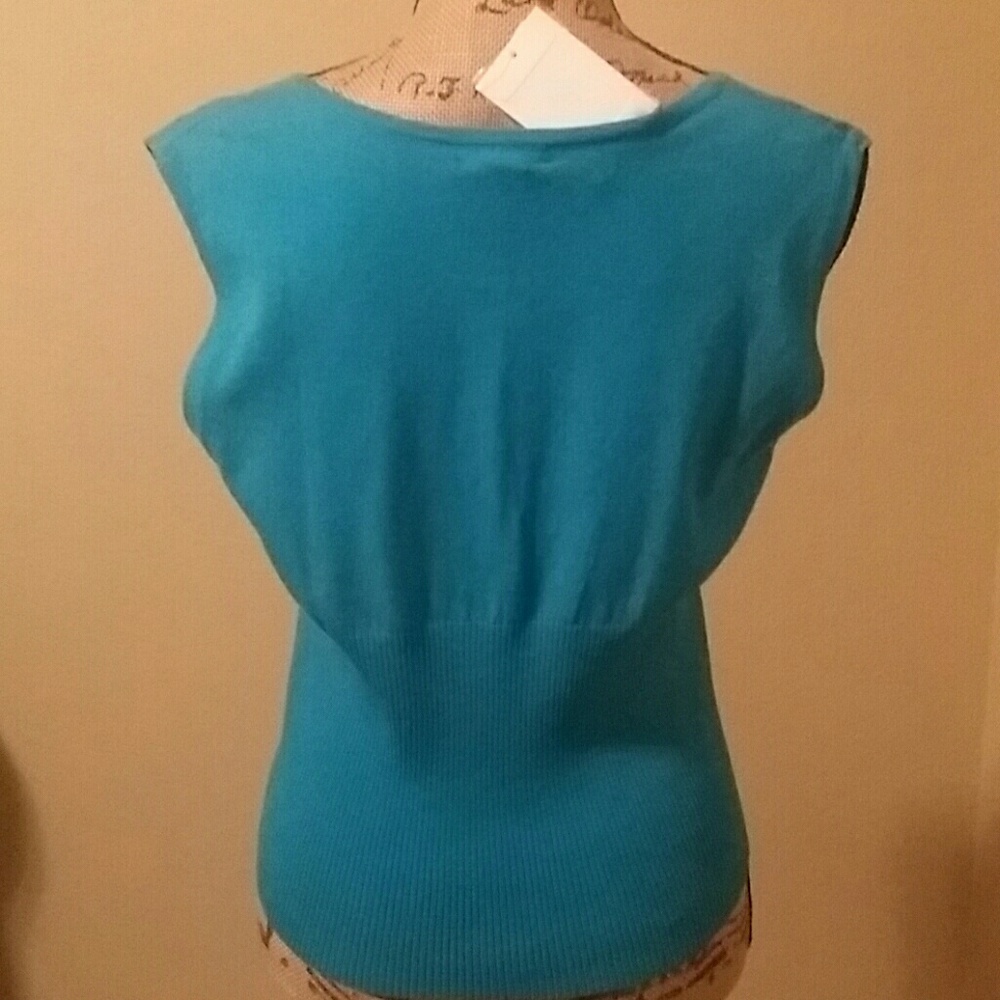 Sequin Top - Picture 2 of 4